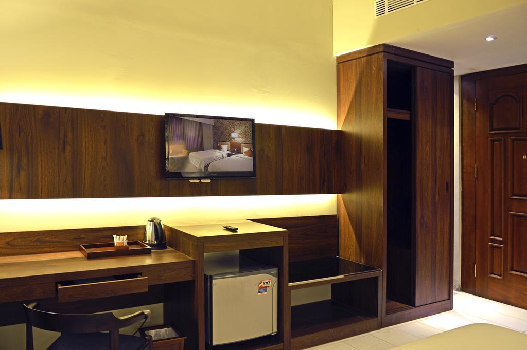Hotel Safira มาเกอลัง ห้อง รูปภาพ