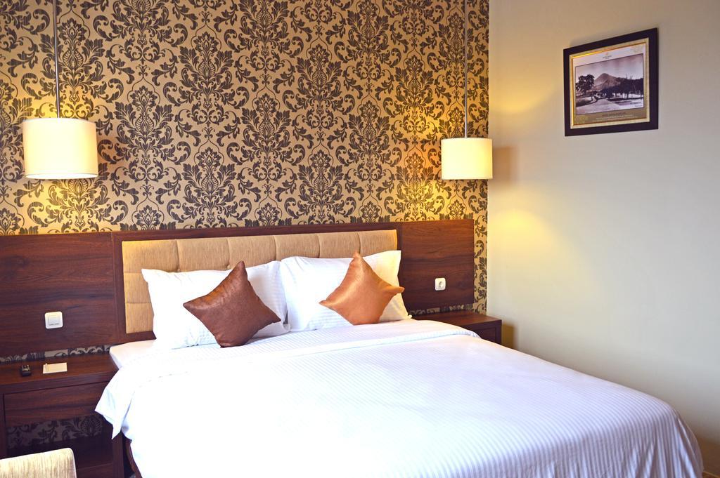 Hotel Safira มาเกอลัง ห้อง รูปภาพ