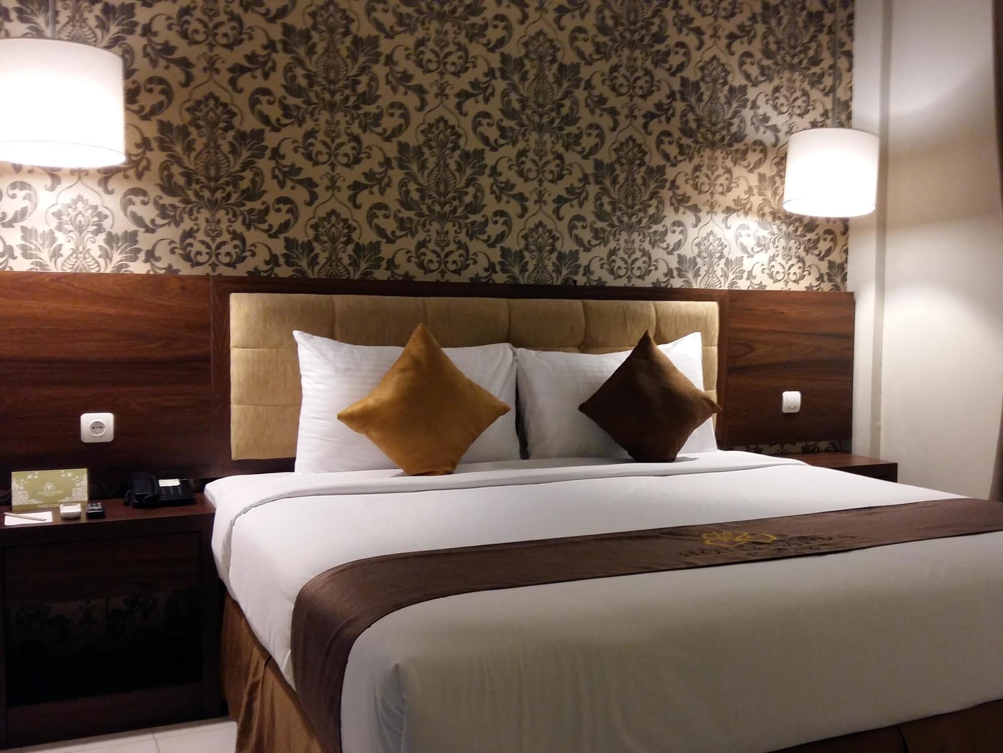 Hotel Safira มาเกอลัง ภายนอก รูปภาพ