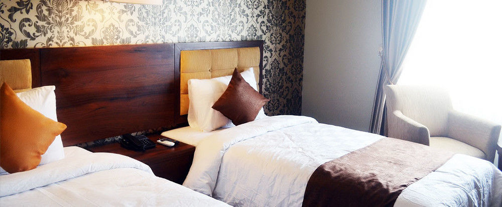 Hotel Safira มาเกอลัง ภายนอก รูปภาพ
